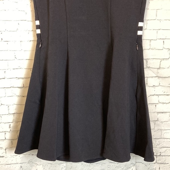 WAAC Win At All Costs! NWT Golf Soft Shell 1/2 Zip Dress M Black White Deadstock - Picture 8 of 16